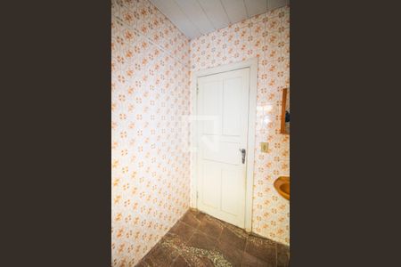 Casa à venda com 200m², 3 quartos e 2 vagas Casa à venda com 200m², 3 quartos e 2 vagasBanheiro