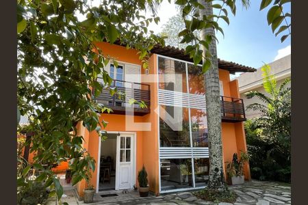 Casa à venda com 700m², 4 quartos e 4 vagasFrente da casa