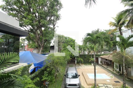 Casa à venda com 700m², 4 quartos e 4 vagasVaranda do quarto 1
