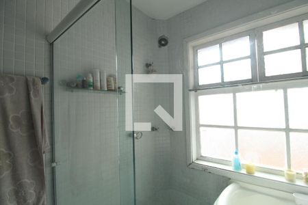 Casa à venda com 700m², 4 quartos e 4 vagasBanheiro da suíte 