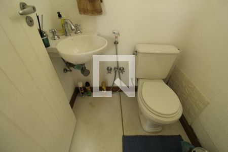 Casa à venda com 700m², 4 quartos e 4 vagasLavabo