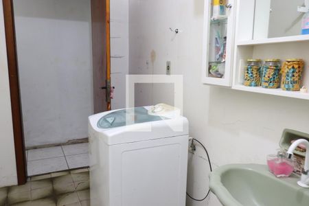 Casa à venda com 130m², 2 quartos e 2 vagasBanheiro