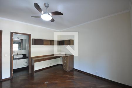 Casa para alugar com 600m², 4 quartos e 4 vagasSuíte 2
