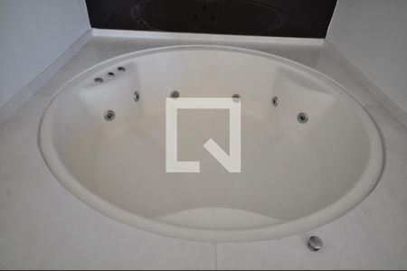 Casa para alugar com 600m², 4 quartos e 4 vagasJacuzzi