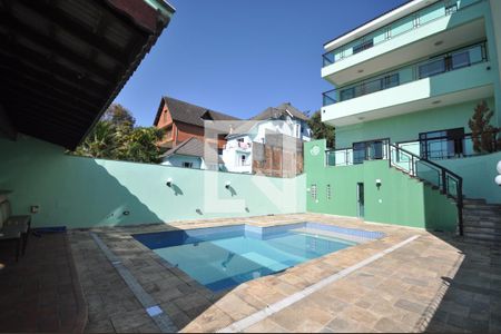 Casa para alugar com 600m², 4 quartos e 4 vagasPiscina