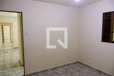 Quarto 2 de casa para alugar com 2 quartos, 100m² em Novo Osasco, Osasco