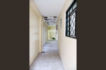 Casa para alugar com 100m², 2 quartos e 1 vagaCorredor
