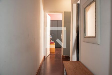 Casa à venda com 99m², 2 quartos e 1 vaga Casa à venda com 99m², 2 quartos e 1 vagaCorredor