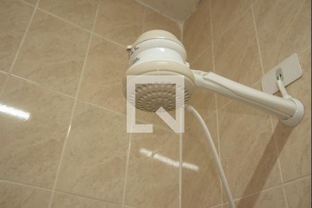 Casa à venda com 99m², 2 quartos e 1 vaga Casa à venda com 99m², 2 quartos e 1 vagaBanheiro