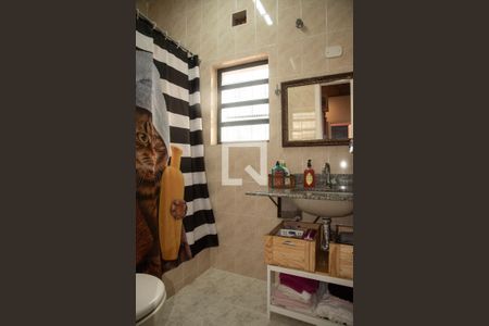 Casa à venda com 99m², 2 quartos e 1 vaga Casa à venda com 99m², 2 quartos e 1 vagaBanheiro