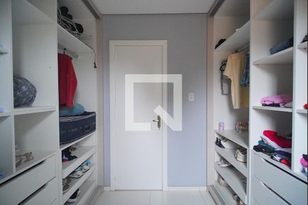 Casa à venda com 220m², 2 quartos e 4 vagasCloset