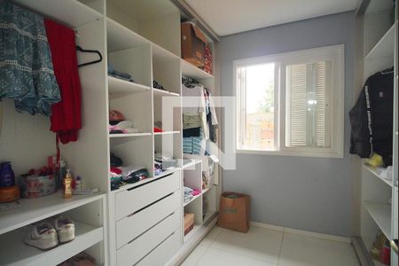 Casa à venda com 220m², 2 quartos e 4 vagasCloset