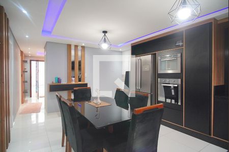 Casa à venda com 220m², 2 quartos e 4 vagasCozinha