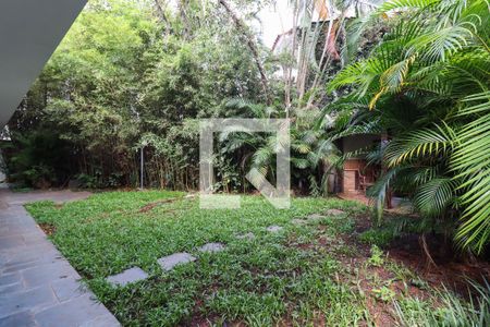 Casa para alugar com 355m², 6 quartos e 4 vagas Casa para alugar com 355m², 6 quartos e 4 vagasJardim