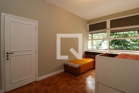 Casa para alugar com 355m², 6 quartos e 4 vagas Casa para alugar com 355m², 6 quartos e 4 vagasSuíte 2