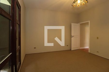 Casa para alugar com 355m², 6 quartos e 4 vagas Casa para alugar com 355m², 6 quartos e 4 vagasQuarto 1