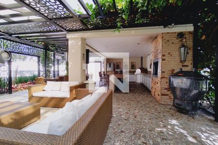 Apartamento à venda com 147m², 3 quartos e 2 vagasÁrea comum - Churrasqueira