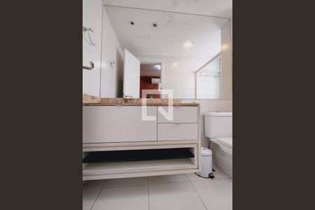 Apartamento à venda com 147m², 3 quartos e 2 vagasBanheiro da Suíte 3