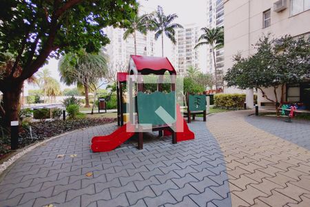 Apartamento à venda com 147m², 3 quartos e 2 vagasÁrea comum - Playground