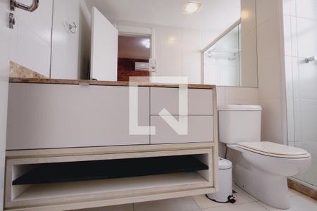 Apartamento à venda com 147m², 3 quartos e 2 vagasBanheiro da Suíte 3