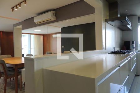 Apartamento à venda com 147m², 3 quartos e 2 vagasCozinha - Armários