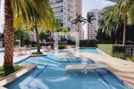 Apartamento à venda com 147m², 3 quartos e 2 vagasÁrea comum - Piscina