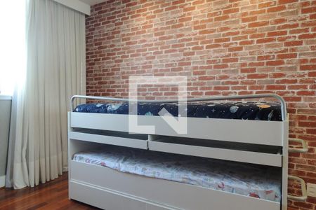 Apartamento à venda com 147m², 3 quartos e 2 vagasQuarto 2 - Suíte