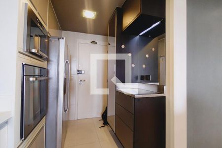 Apartamento à venda com 147m², 3 quartos e 2 vagasCozinha - Armários