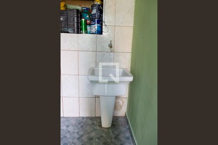 Casa à venda com 70m², 2 quartos e 3 vagasLavanderia