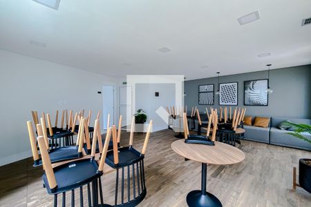 Apartamento à venda com 38m², 2 quartos e sem vagaÁrea comum - Salão de festas