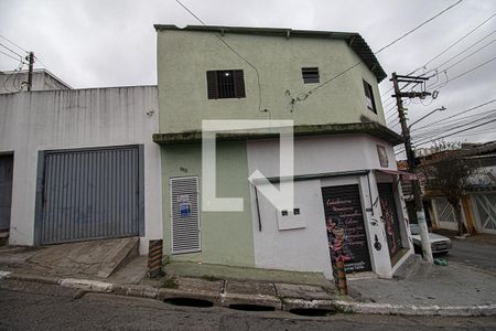 Casa para alugar com 70m², 2 quartos e sem vaga Casa para alugar com 70m², 2 quartos e sem vagafachada
