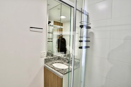 Banheiro de apartamento para alugar com 1 quarto, 23m² em Brás, São Paulo