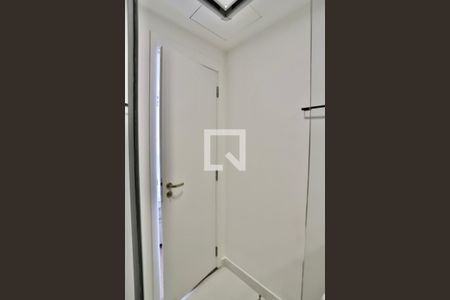 Banheiro de apartamento para alugar com 1 quarto, 23m² em Brás, São Paulo