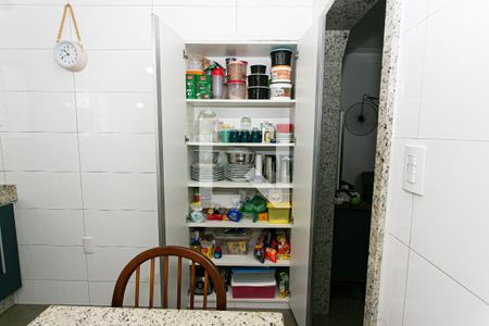 Apartamento à venda com 67m², 2 quartos e 1 vaga Apartamento à venda com 67m², 2 quartos e 1 vagaCozinha - Despensa