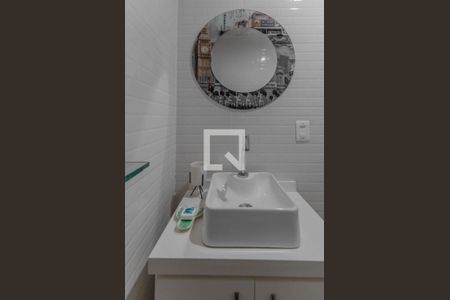 Apartamento à venda com 160m², 2 quartos e sem vaga Apartamento à venda com 160m², 2 quartos e sem vagaBanheiro 2