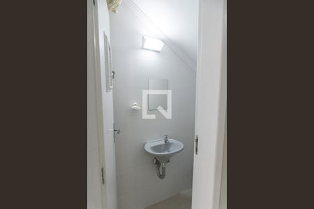 Lavabo de casa para alugar com 2 quartos, 144m² em Cambuci, São Paulo
