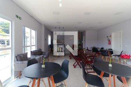 Apartamento para alugar com 49m², 2 quartos e 1 vagaÁrea comum - Salão de festas