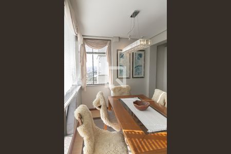 Sala de apartamento à venda com 3 quartos, 220m² em Tristeza, Porto Alegre