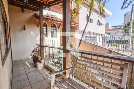 Casa à venda com 220m², 3 quartos e 4 vagasEntrada