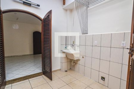 Casa à venda com 220m², 3 quartos e 4 vagasÁrea de Serviço