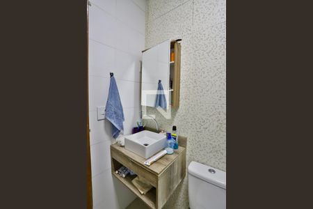 Casa à venda com 120m², 3 quartos e 1 vagaBanheiro