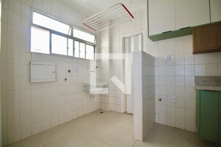 Apartamento para alugar com 100m², 3 quartos e 2 vagas Apartamento para alugar com 100m², 3 quartos e 2 vagasCozinha e Área de Serviço