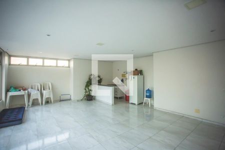Apartamento à venda com 63m², 2 quartos e 1 vaga Apartamento à venda com 63m², 2 quartos e 1 vagaÁrea comum - Salão de festas