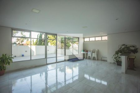 Apartamento à venda com 63m², 2 quartos e 1 vaga Apartamento à venda com 63m², 2 quartos e 1 vagaÁrea comum - Salão de festas