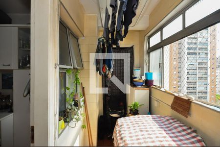 Apartamento à venda com 67m², 2 quartos e 1 vagaÁrea de Serviço