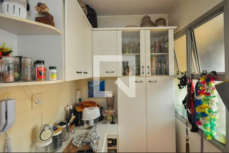 Apartamento à venda com 67m², 2 quartos e 1 vagaCozinha