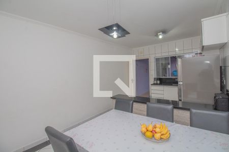 Casa à venda com 150m², 3 quartos e 2 vagasCozinha