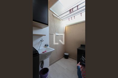 Casa de condomínio à venda com 59m², 2 quartos e sem vaga Casa de condomínio à venda com 59m², 2 quartos e sem vagaÁrea de serviço