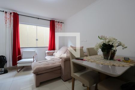 Casa de condomínio à venda com 59m², 2 quartos e sem vaga Casa de condomínio à venda com 59m², 2 quartos e sem vagaSala