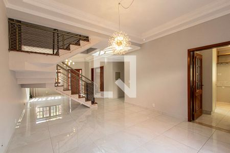 Sala de casa de condomínio para alugar com 4 quartos, 271m² em Jardim Astro, Sorocaba